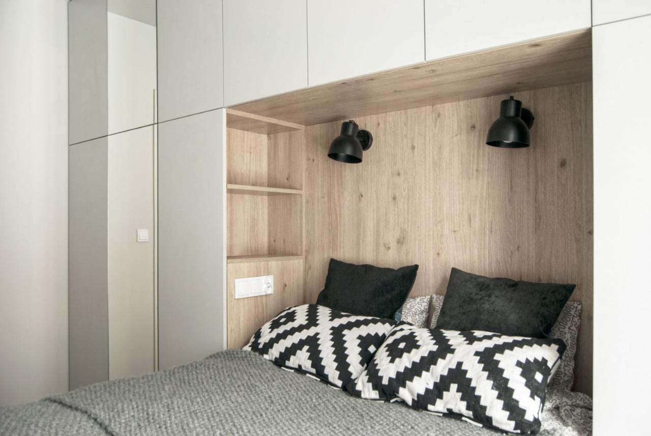 Charming Apartment With Garden, Only 1 Km To Wawel Castle By Noclegi Renters Krasków Eksteriør bilde